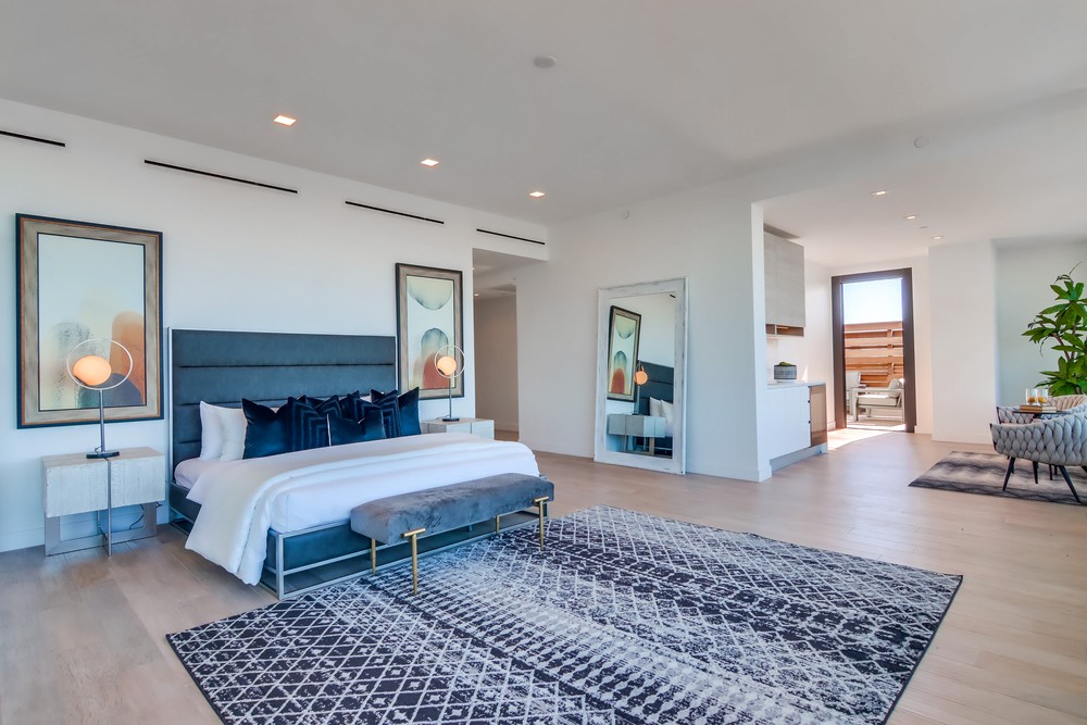 Virtual tour photo 77 of 125 for 2604 Fifth Ave