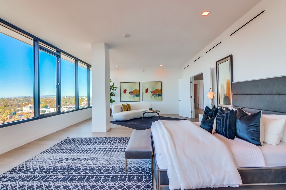 Virtual tour photo 81 of 125 for 2604 Fifth Ave