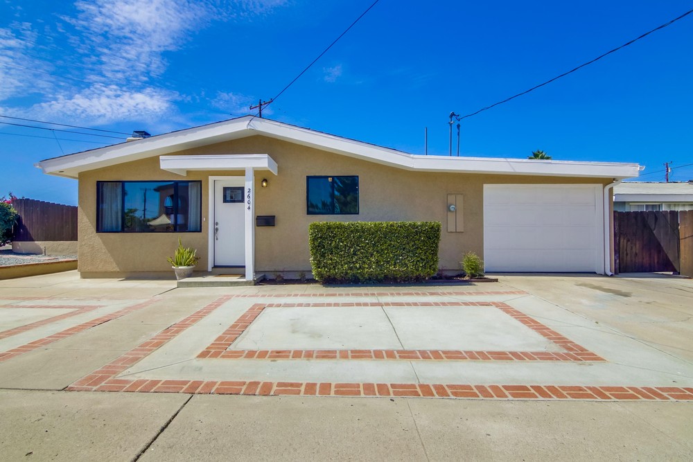 Virtual tour photo 1 of 46 for 2604 Palace Dr