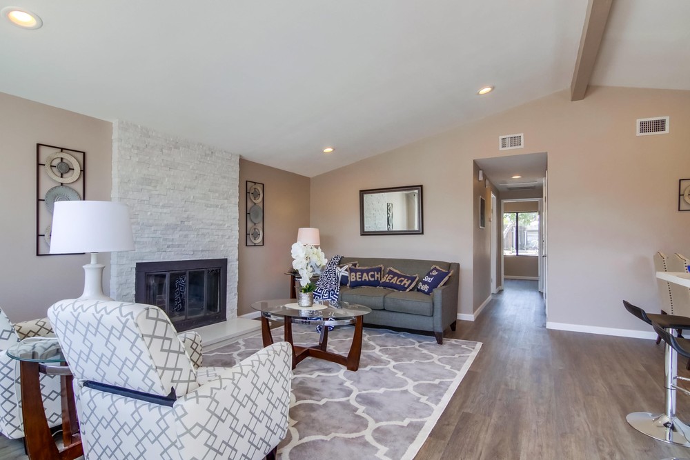 Virtual tour photo 6 of 46 for 2604 Palace Dr