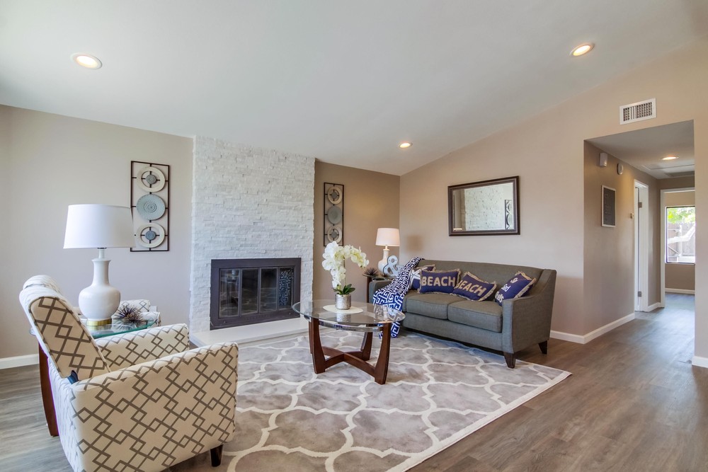 Virtual tour photo 7 of 46 for 2604 Palace Dr
