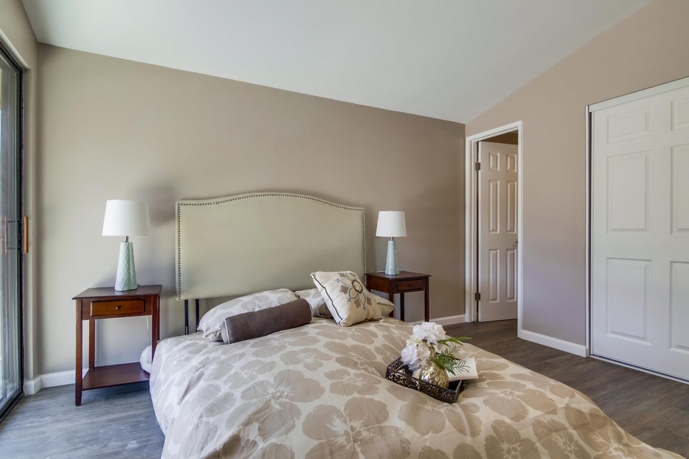 Virtual tour photo 25 of 46 for 2604 Palace Dr
