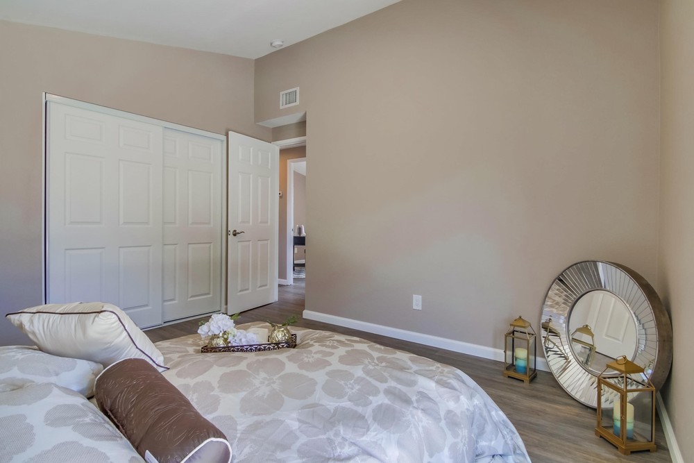 Virtual tour photo 26 of 46 for 2604 Palace Dr
