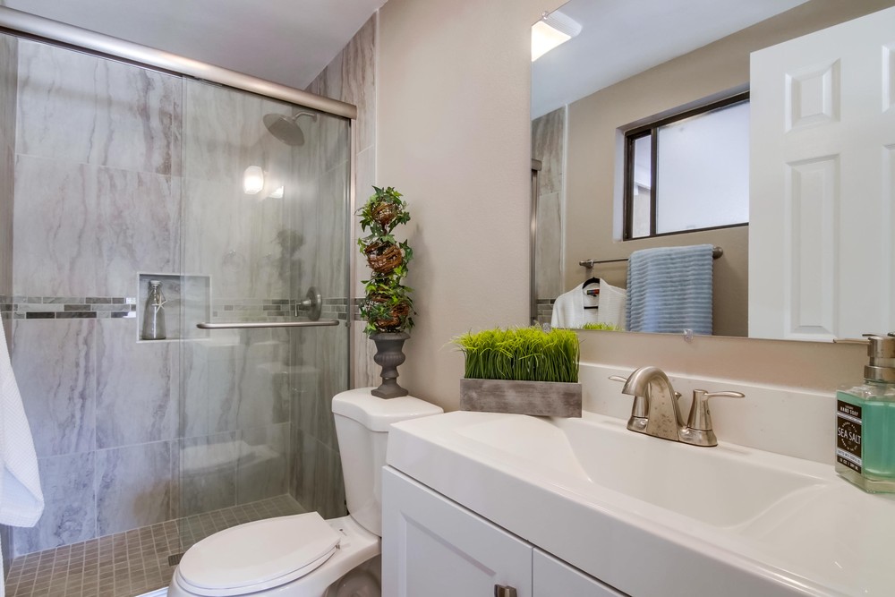 Virtual tour photo 27 of 46 for 2604 Palace Dr