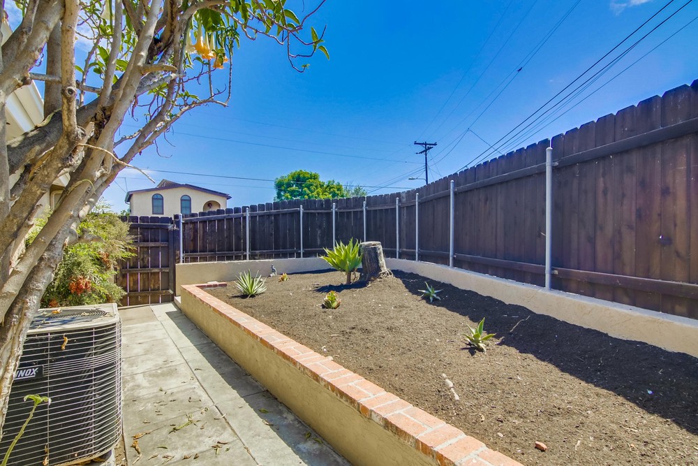 Virtual tour photo 39 of 46 for 2604 Palace Dr
