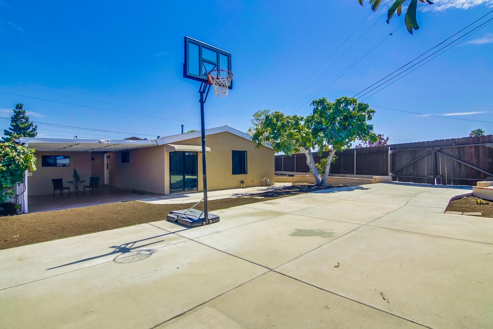 Virtual tour photo 46 of 46 for 2604 Palace Dr