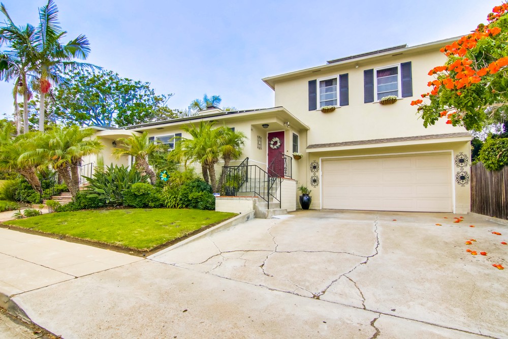 Virtual tour photo 4 of 73 for 2606 Evergreen St