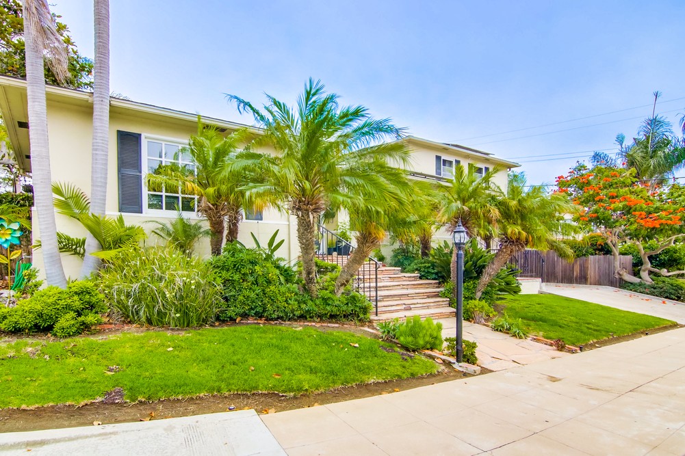 Virtual tour photo 5 of 73 for 2606 Evergreen St