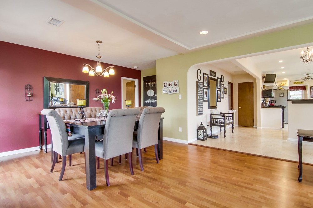 Virtual tour photo 14 of 73 for 2606 Evergreen St