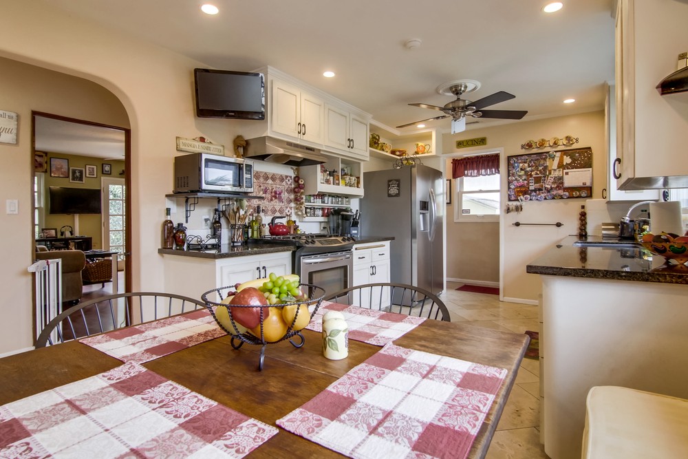 Virtual tour photo 22 of 73 for 2606 Evergreen St