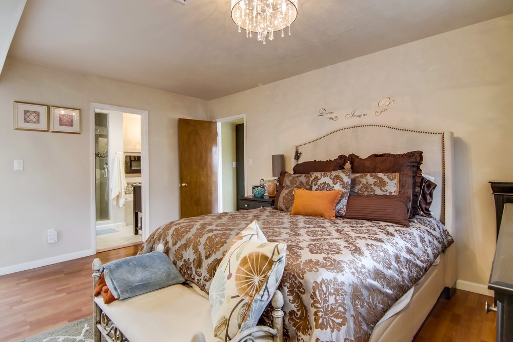 Virtual tour photo 32 of 73 for 2606 Evergreen St