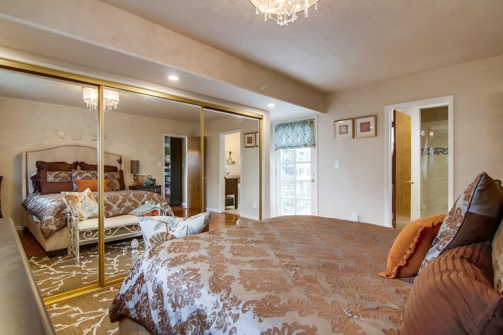 Virtual tour photo 33 of 73 for 2606 Evergreen St