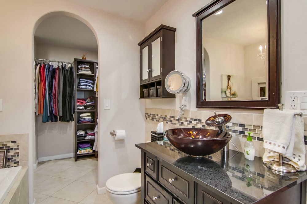 Virtual tour photo 35 of 73 for 2606 Evergreen St