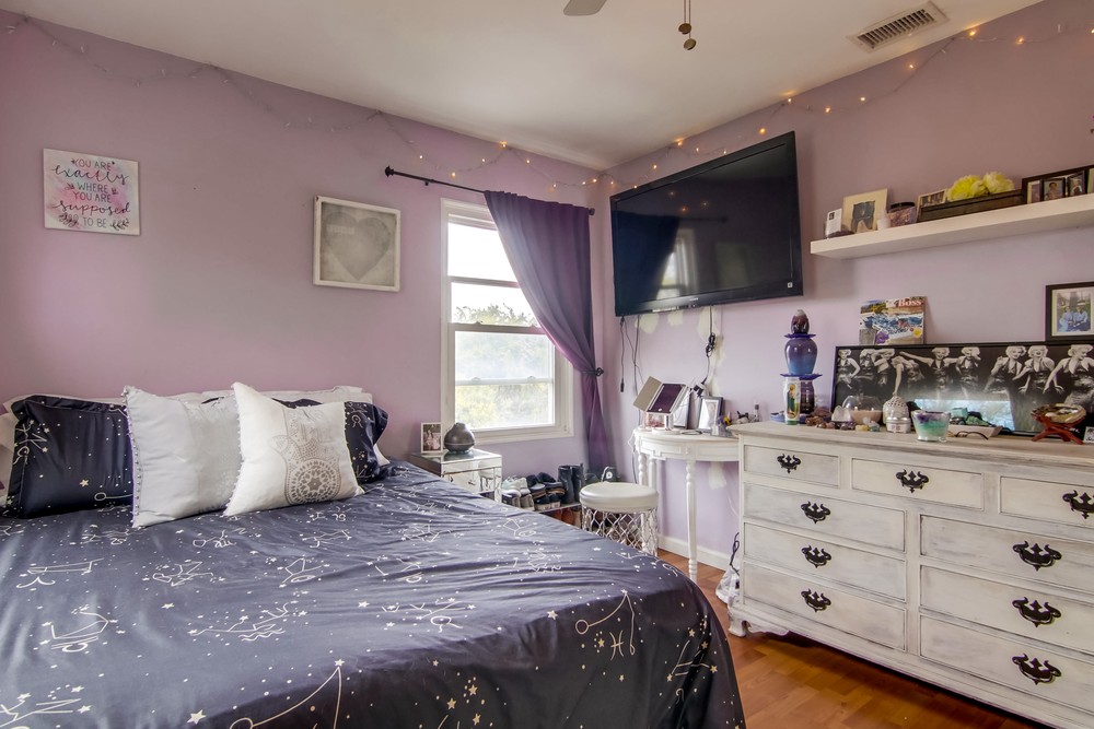 Virtual tour photo 47 of 73 for 2606 Evergreen St