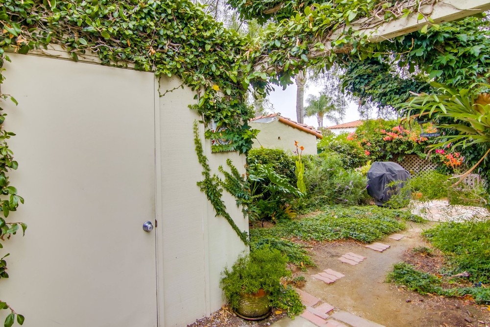 Virtual tour photo 60 of 73 for 2606 Evergreen St