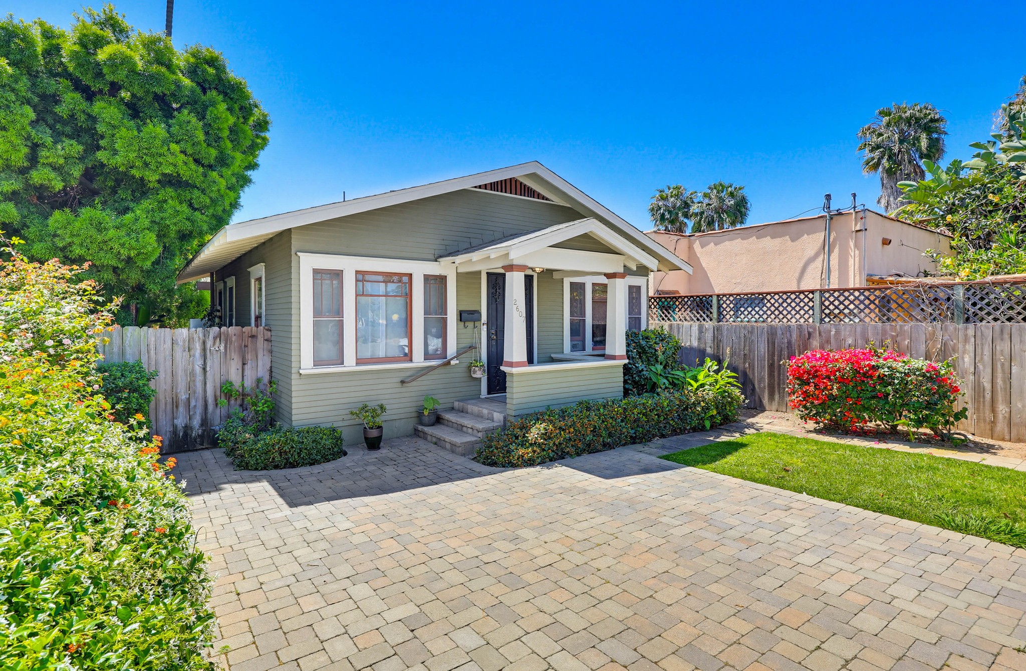 Virtual tour photo 7 of 49 for 2607 A St