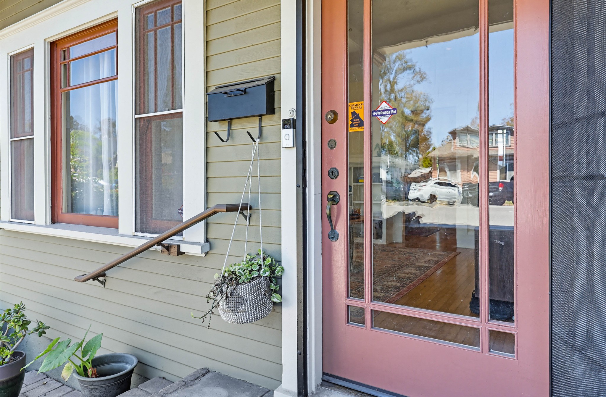 Virtual tour photo 10 of 49 for 2607 A St