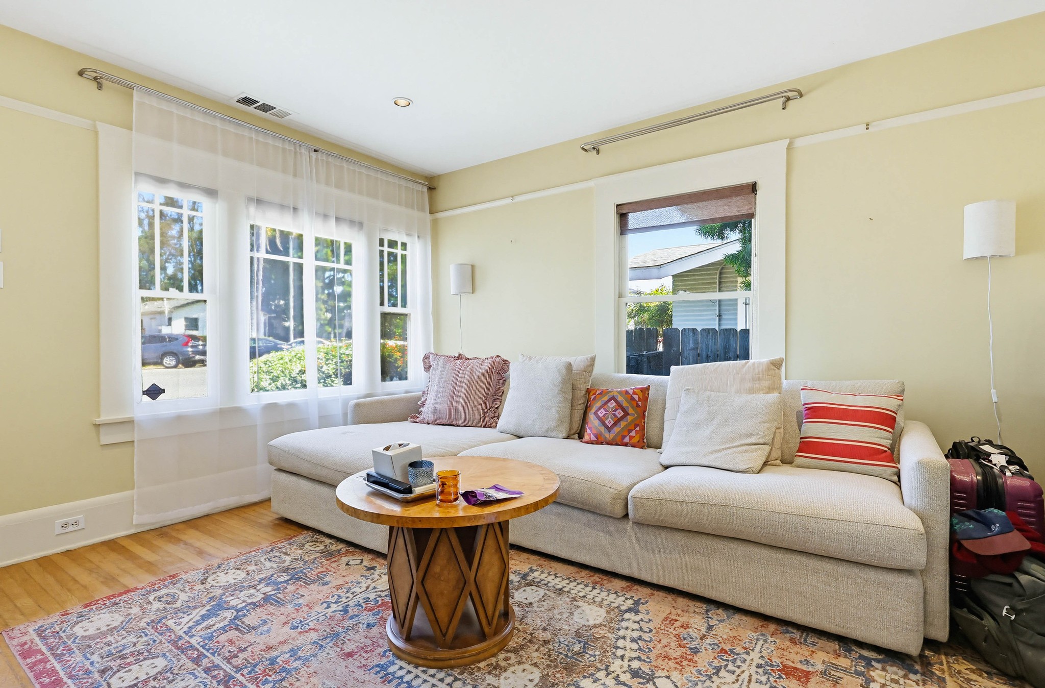 Virtual tour photo 15 of 49 for 2607 A St