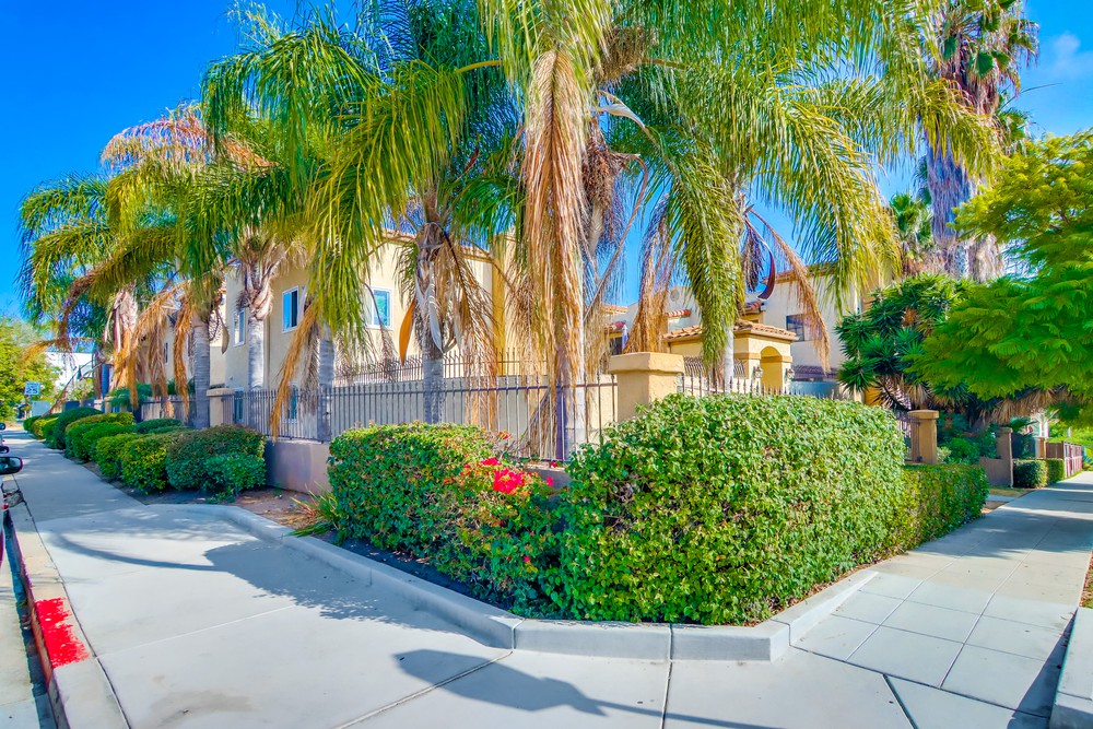 Virtual tour photo 3 of 40 for 2608 Broadway