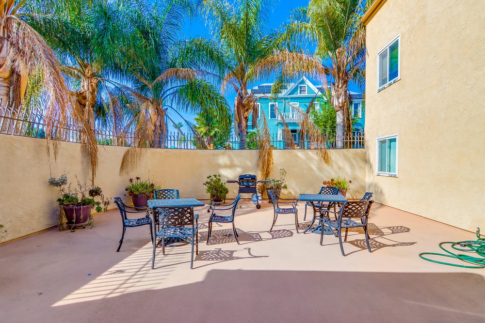 Virtual tour photo 5 of 40 for 2608 Broadway