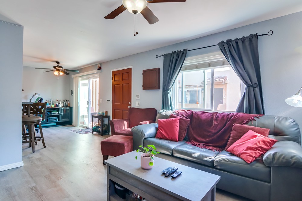 Virtual tour photo 13 of 40 for 2608 Broadway