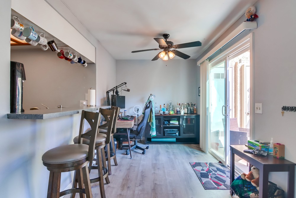 Virtual tour photo 16 of 40 for 2608 Broadway