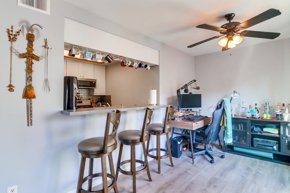 Virtual tour photo 17 of 40 for 2608 Broadway