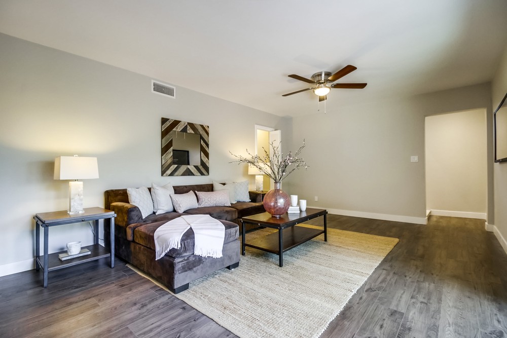 Virtual tour photo 27 of 56 for 2609 33rd St