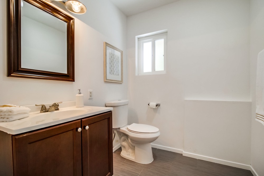 Virtual tour photo 29 of 56 for 2609 33rd St