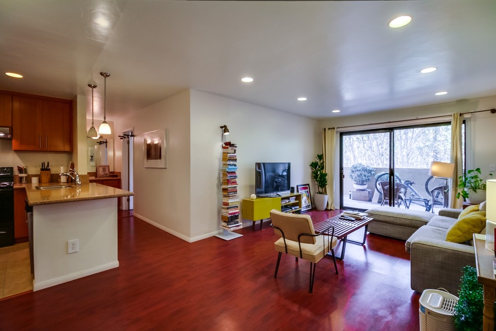 Virtual tour photo 6 of 32 for 2609 Pico Pl #121