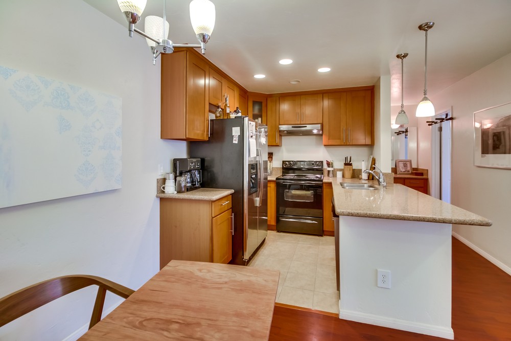 Virtual tour photo 13 of 32 for 2609 Pico Pl #121