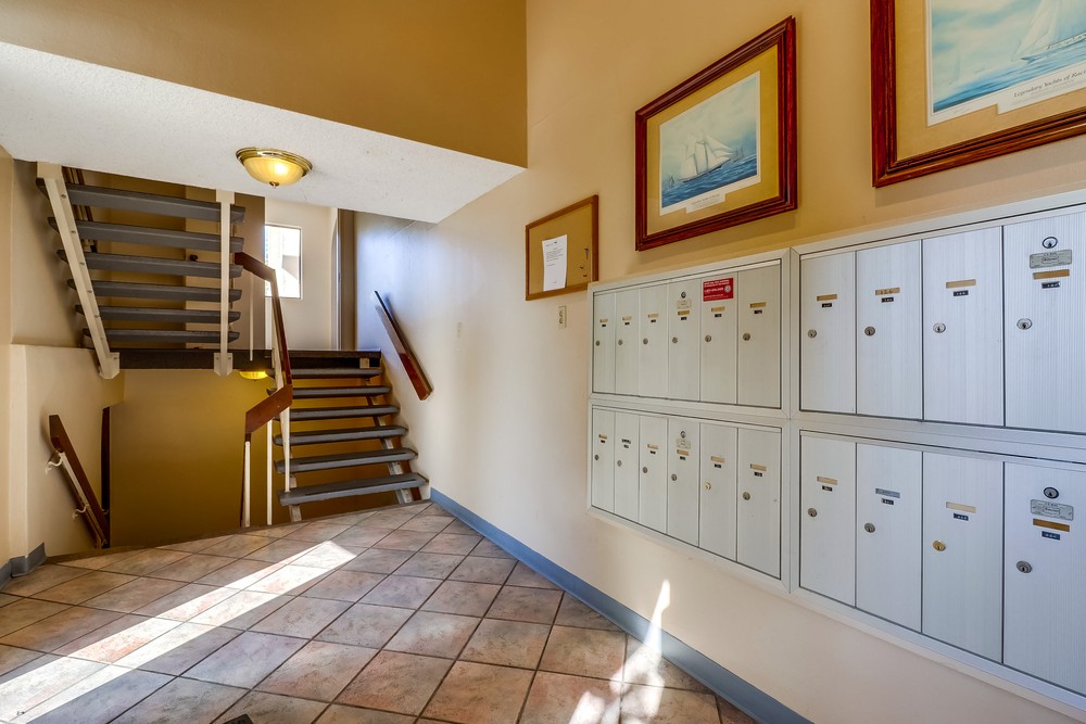 Virtual tour photo 7 of 31 for 2609 Pico Pl #232