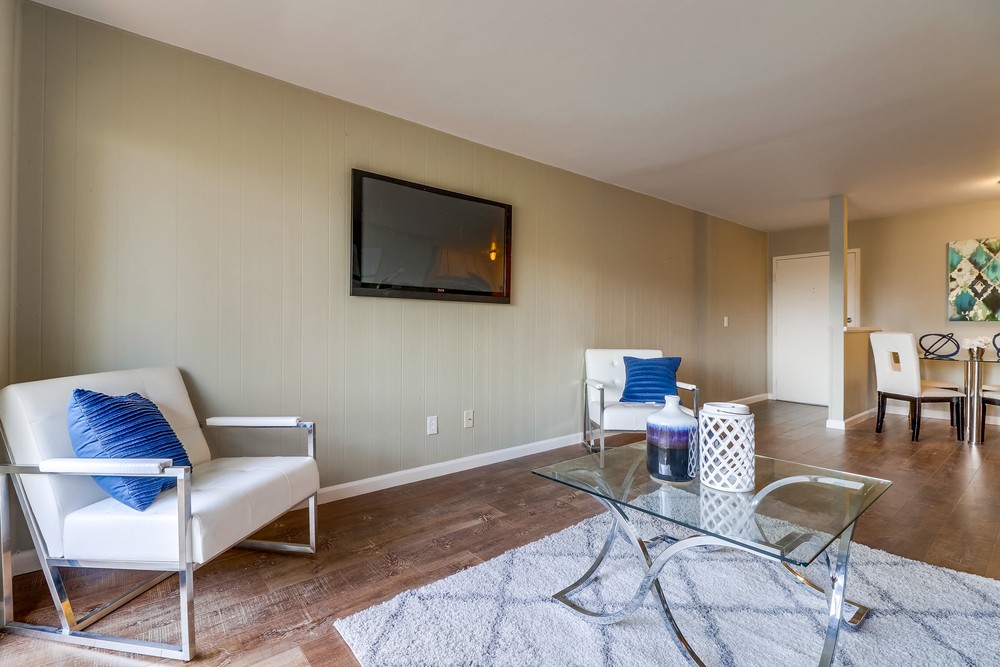 Virtual tour photo 11 of 31 for 2609 Pico Pl #232