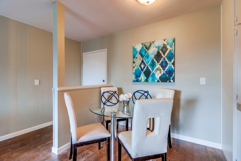 Virtual tour photo 14 of 31 for 2609 Pico Pl #232