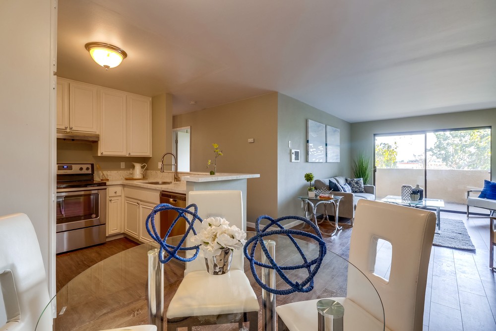 Virtual tour photo 16 of 31 for 2609 Pico Pl #232