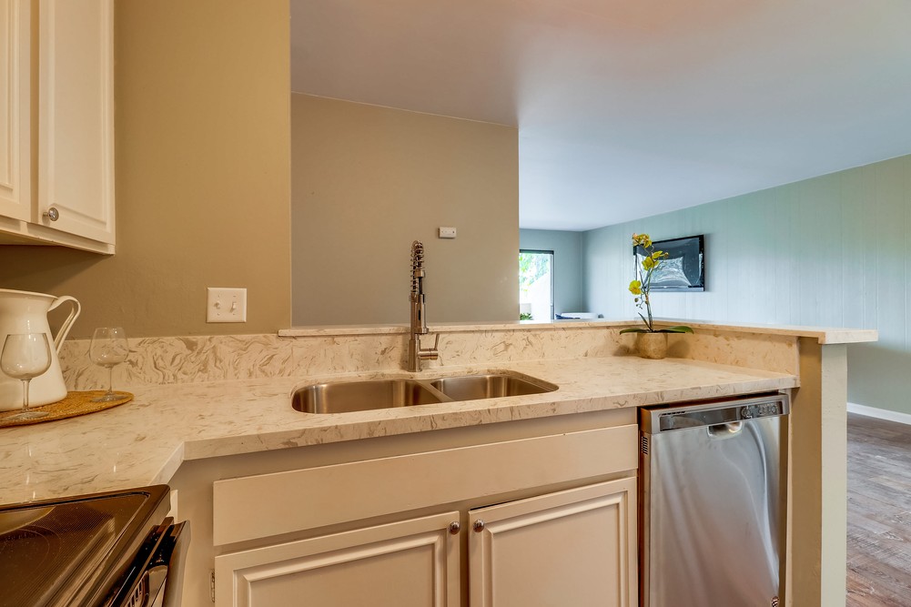 Virtual tour photo 21 of 31 for 2609 Pico Pl #232