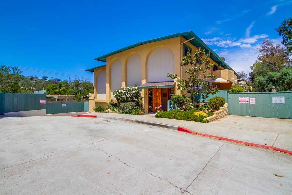 Virtual tour photo 1 of 25 for 2609 Pico Pl #232