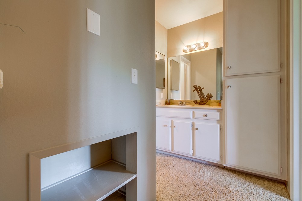 Virtual tour photo 21 of 25 for 2609 Pico Pl #232
