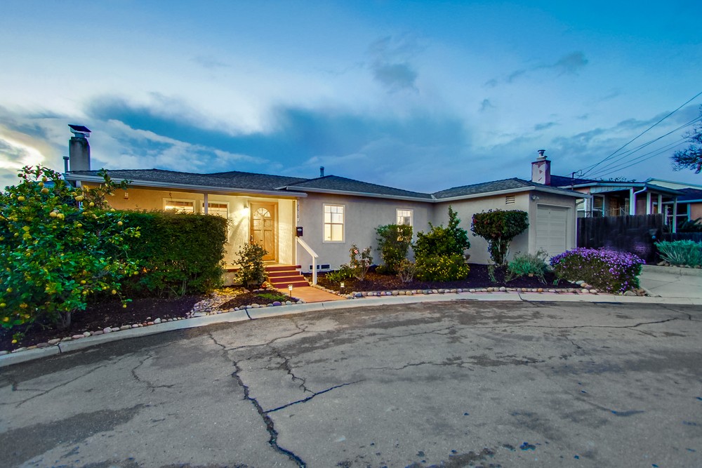 Virtual tour photo 4 of 92 for 2610 Kew Terrace