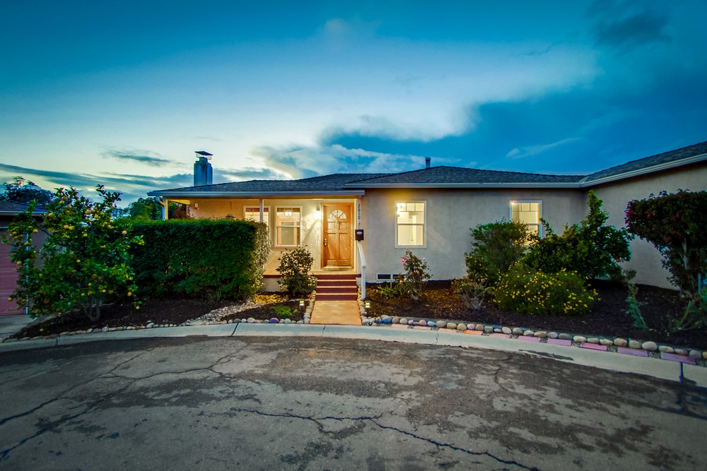 Virtual tour photo 5 of 92 for 2610 Kew Terrace