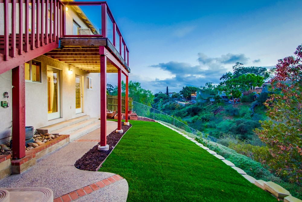 Virtual tour photo 12 of 92 for 2610 Kew Terrace