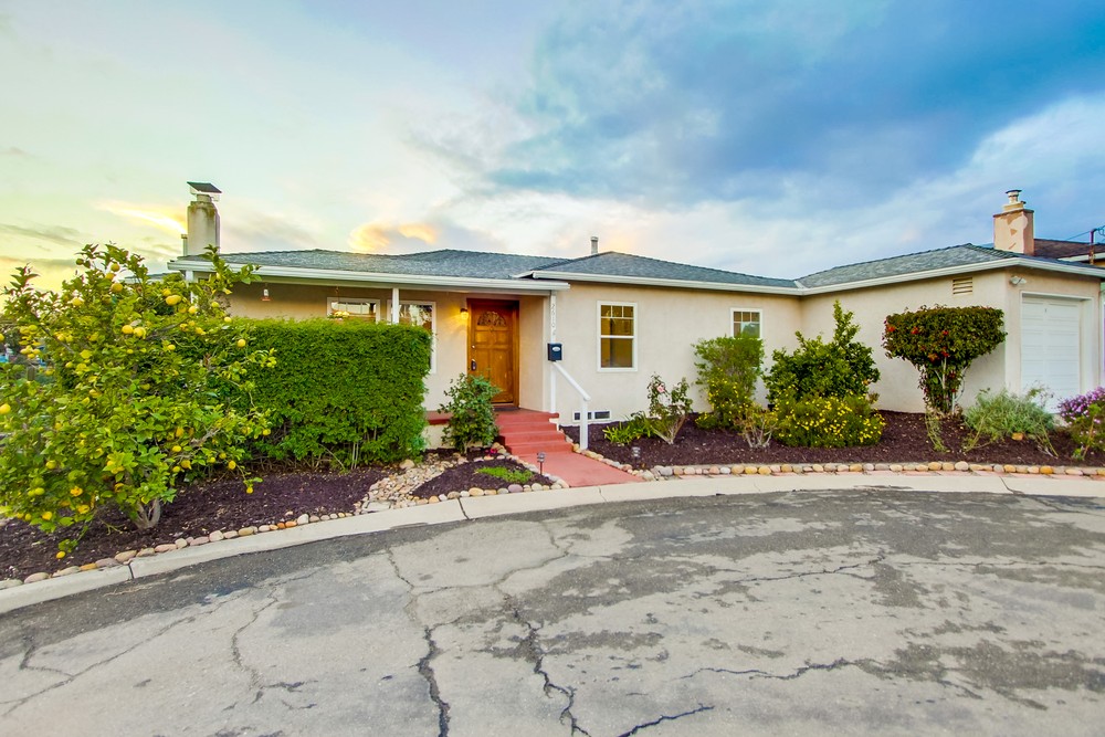Virtual tour photo 76 of 92 for 2610 Kew Terrace