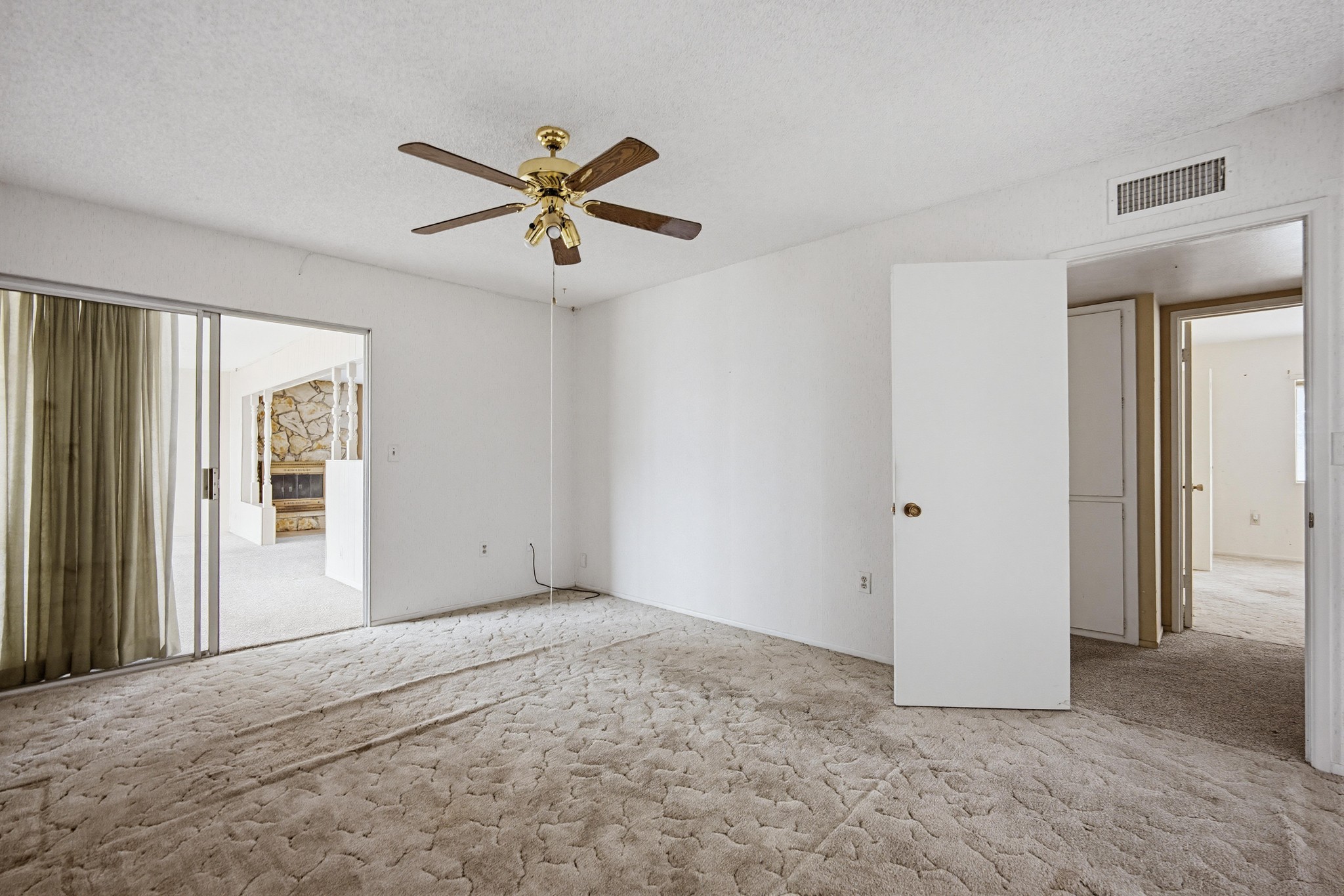 Virtual tour photo 22 of 36 for 26105 McCall Ct