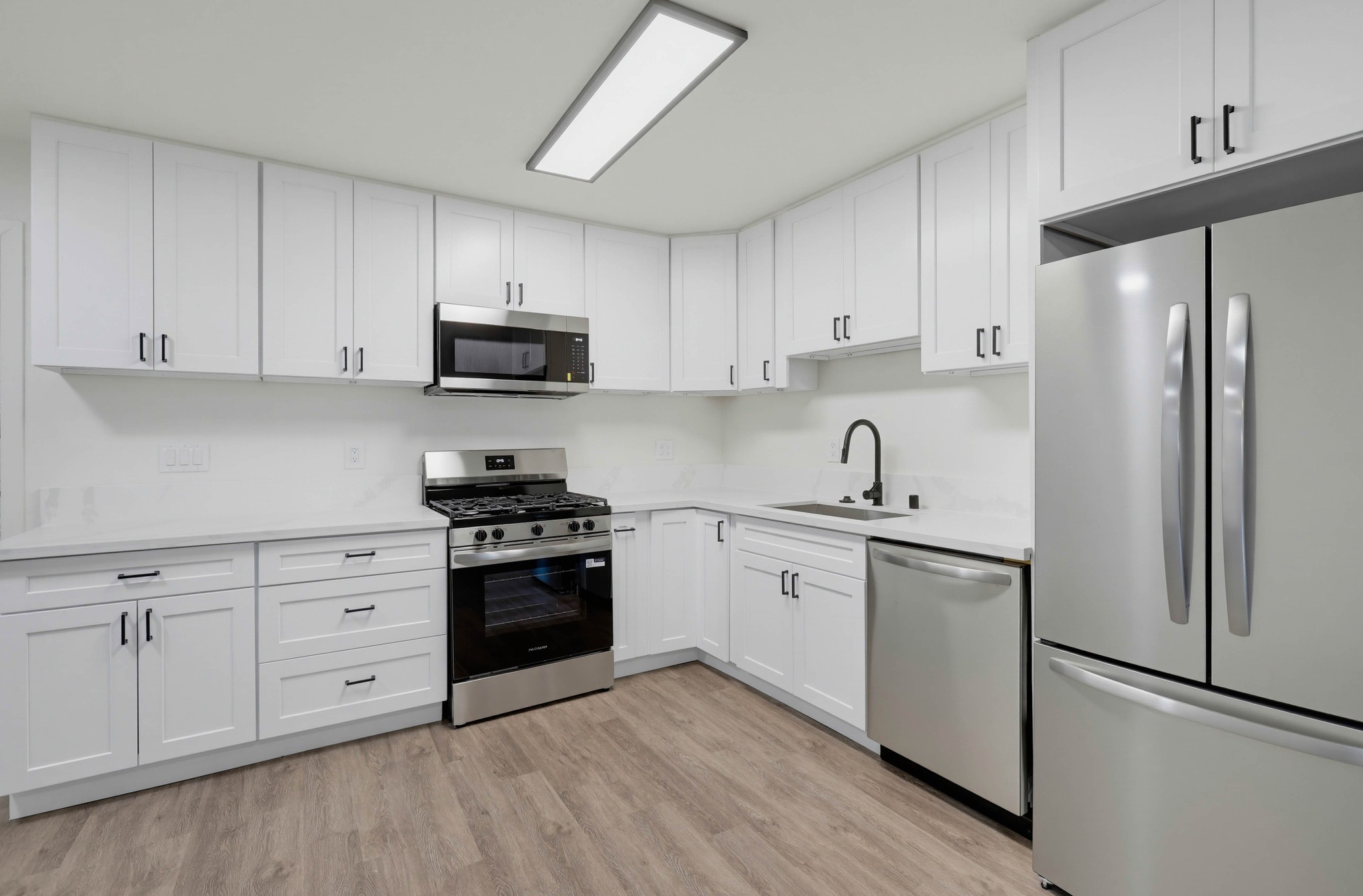Virtual tour photo 12 of 57 for 2611 W Baylor Ave