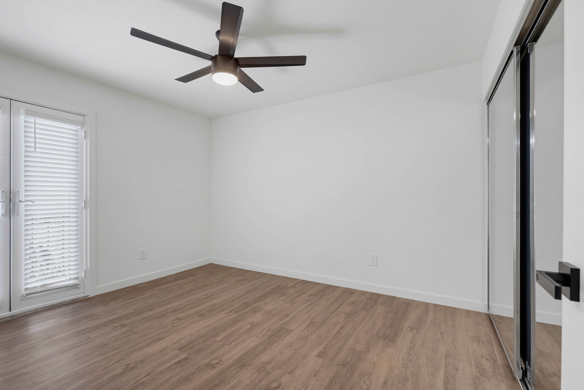 Virtual tour photo 14 of 57 for 2611 W Baylor Ave