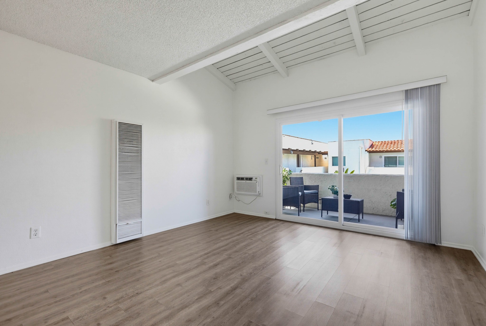 Virtual tour photo 28 of 57 for 2611 W Baylor Ave