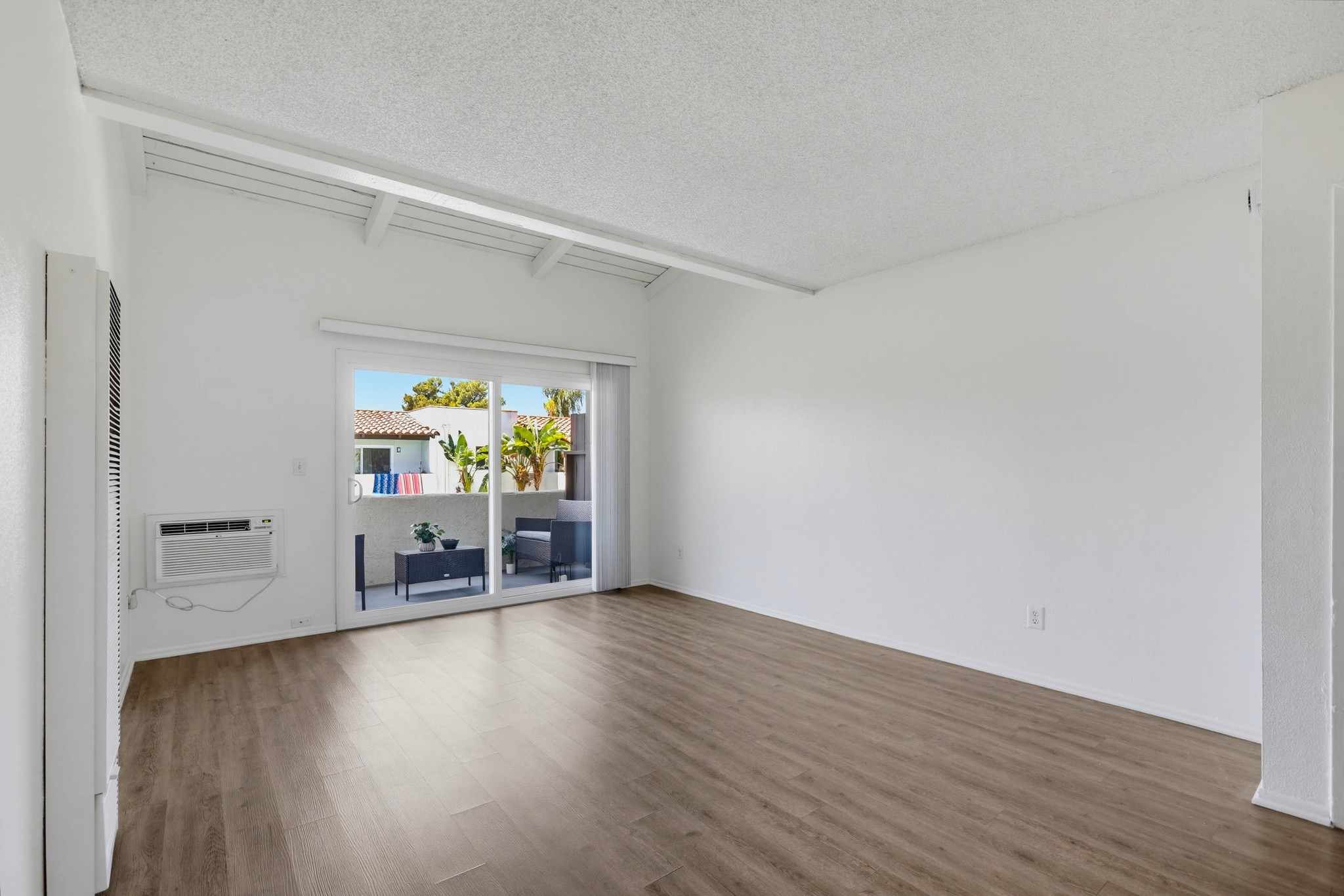 Virtual tour photo 30 of 57 for 2611 W Baylor Ave