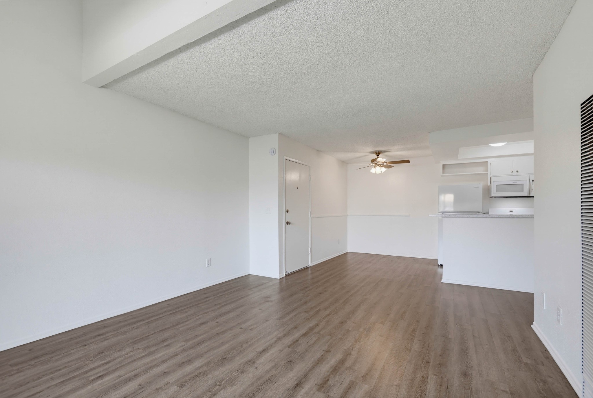 Virtual tour photo 31 of 57 for 2611 W Baylor Ave