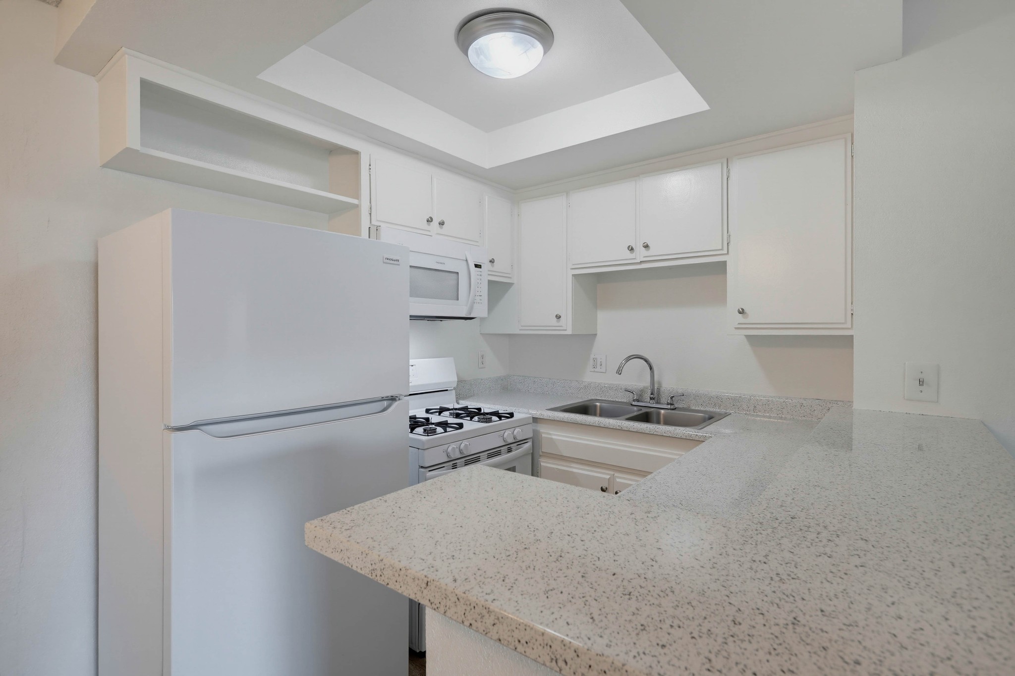 Virtual tour photo 37 of 57 for 2611 W Baylor Ave