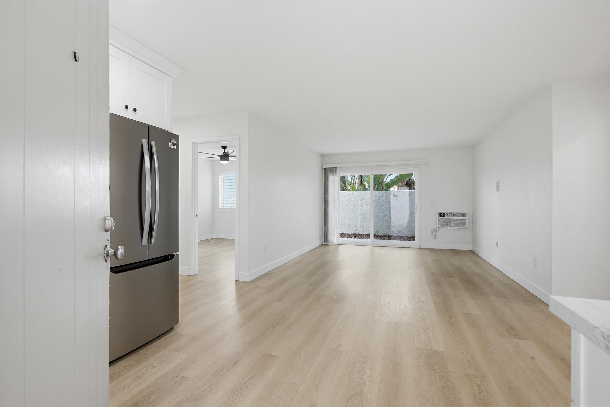 Virtual tour photo 4 of 116 for 2611 W Baylor Cir